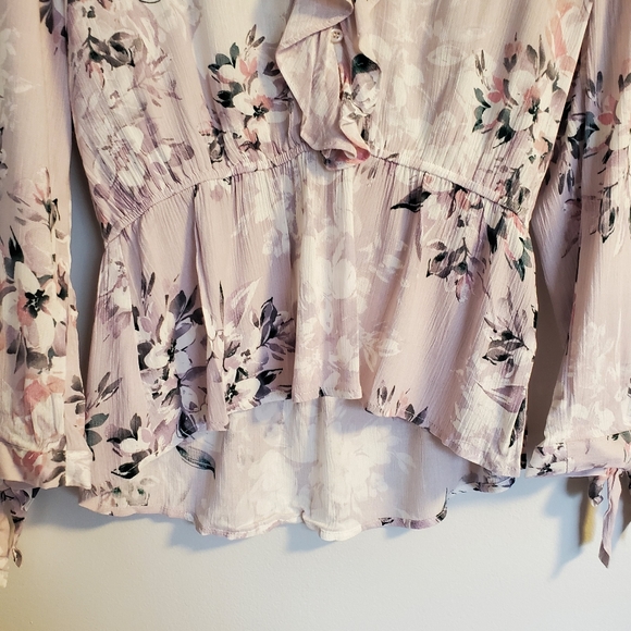 American Rag Cie Winter Blooms Blouse - Picture 7 of 14